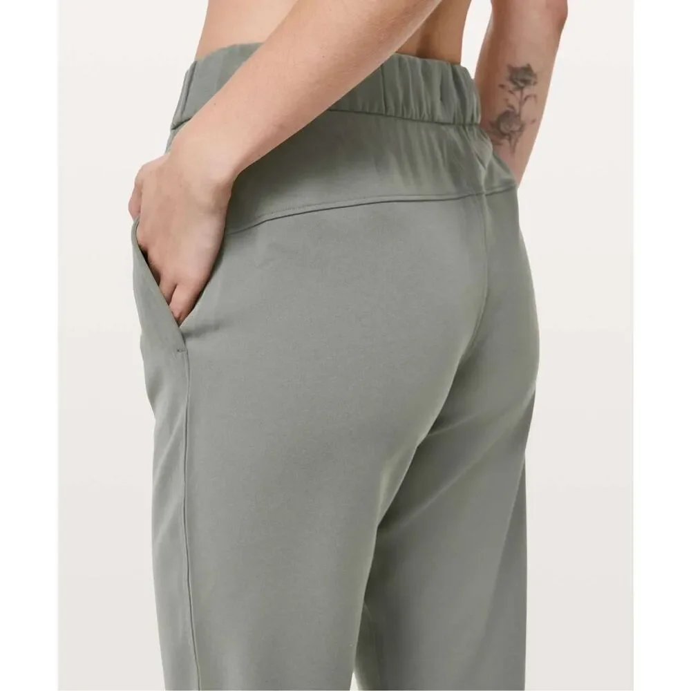 NEW Lululemon On the Fly Woven Crop Pant Sz 6 Grey Sage